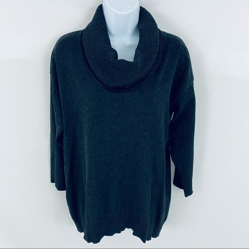 Cable&Gauge Cowl Neck Sweater Size Large